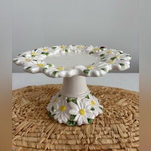 Daisy with Lady Bug Cake Stand Vintage.